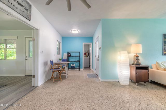 2 Ronnie Circle, Holly Hill, FL 32117