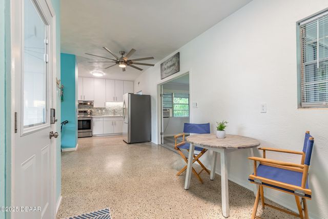 2 Ronnie Circle, Holly Hill, FL 32117