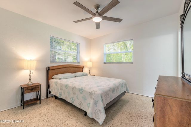 2 Ronnie Circle, Holly Hill, FL 32117