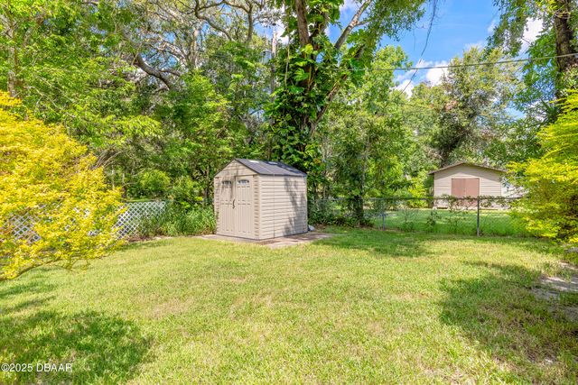 2 Ronnie Circle, Holly Hill, FL 32117