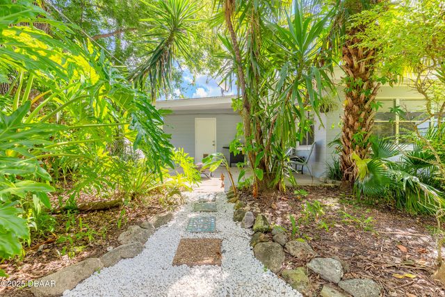 2 Ronnie Circle, Holly Hill, FL 32117