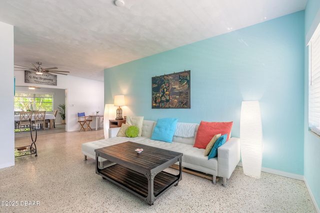 2 Ronnie Circle, Holly Hill, FL 32117