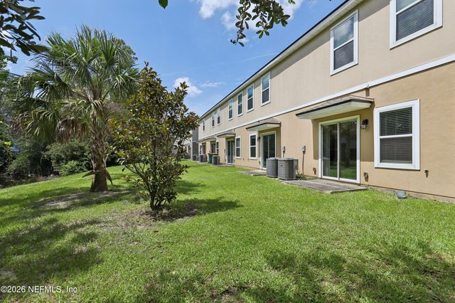 7927 ECHO SPRINGS Road, Jacksonville, FL 32256