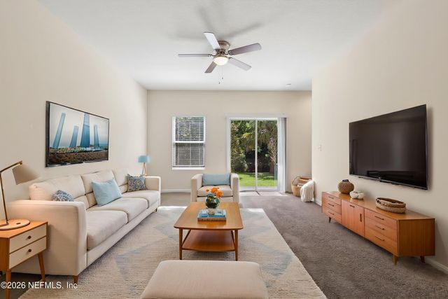 7927 ECHO SPRINGS Road, Jacksonville, FL 32256