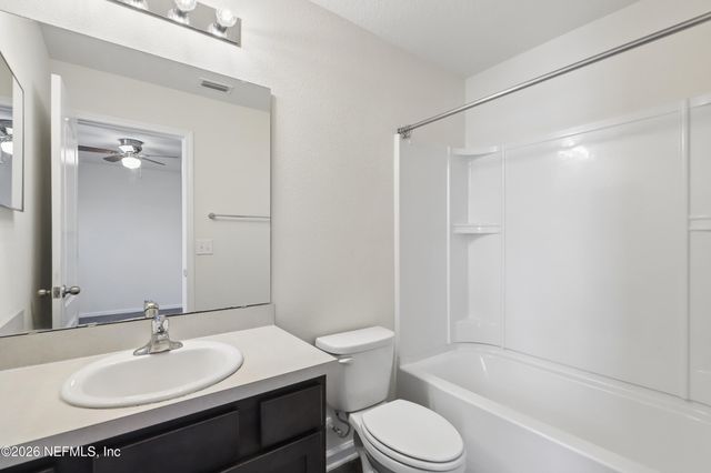 7927 ECHO SPRINGS Road, Jacksonville, FL 32256
