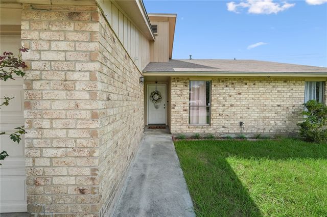 7006 Wakeforest Dr, Corpus Christi, TX 78413