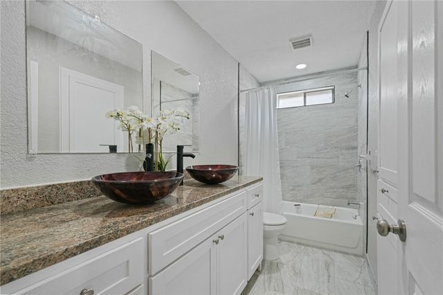 7006 Wakeforest Dr, Corpus Christi, TX 78413