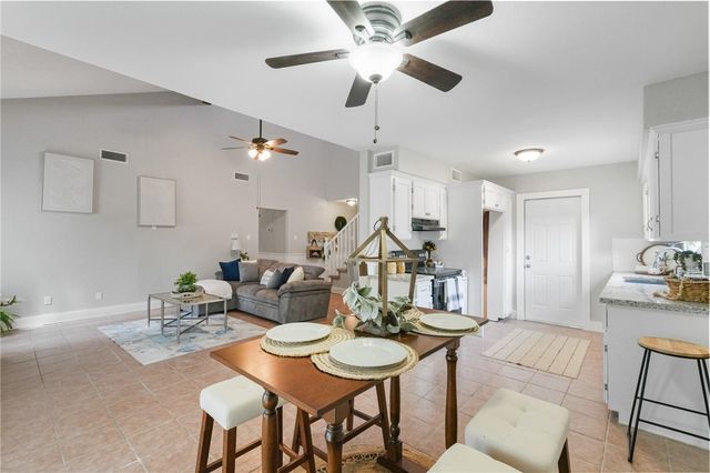 7006 Wakeforest Dr, Corpus Christi, TX 78413
