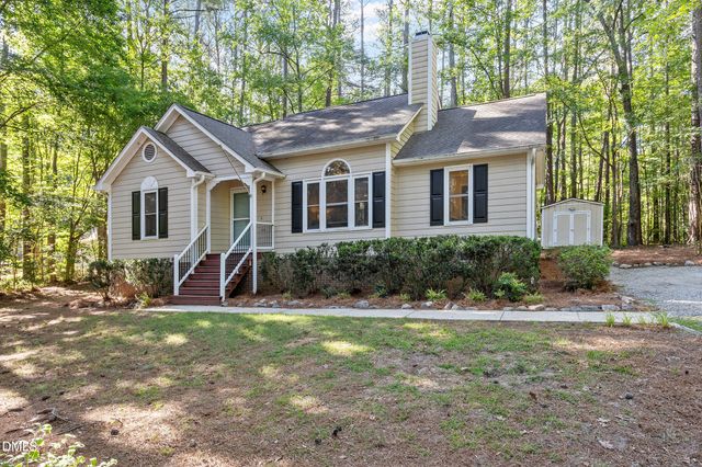 213 Long Needle Drive, Clayton, NC 27520