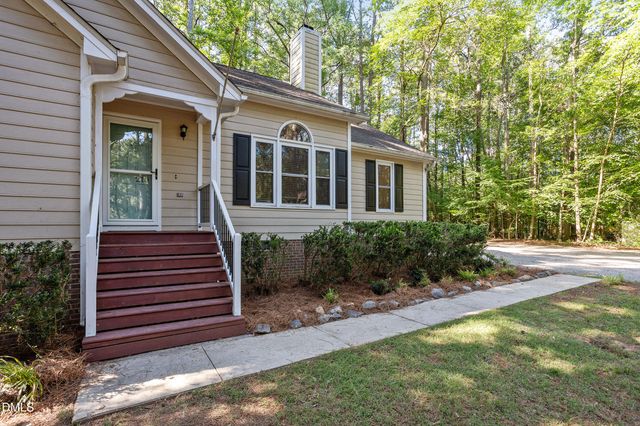 213 Long Needle Drive, Clayton, NC 27520