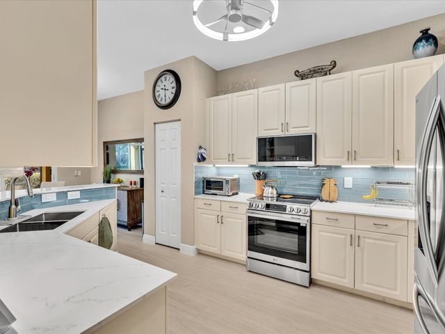 5779 NW 120th Avenue, Coral Springs, FL 33076