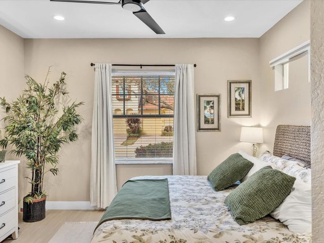 5779 NW 120th Avenue, Coral Springs, FL 33076