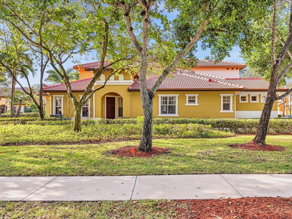 5779 NW 120th Avenue, Coral Springs, FL 33076