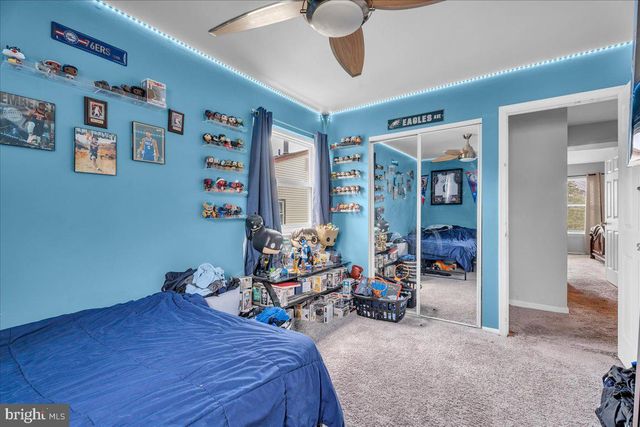 16 FOMALHAUT CT, Blackwood, NJ 08012
