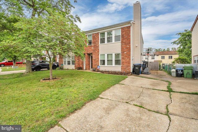 16 FOMALHAUT CT, Blackwood, NJ 08012