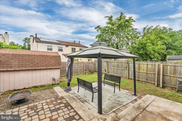 16 FOMALHAUT CT, Blackwood, NJ 08012