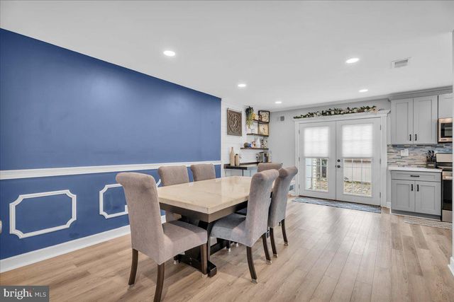 16 FOMALHAUT CT, Blackwood, NJ 08012