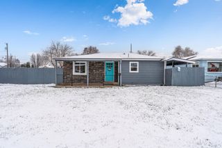 2008 E NEBRASKA Ave, Spokane, WA 99208