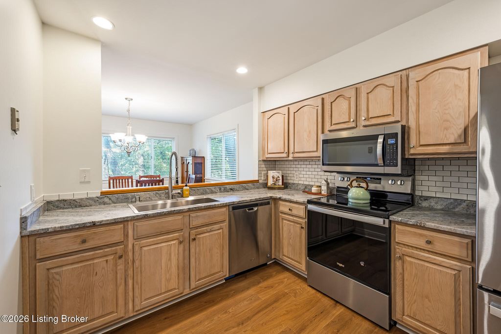 750 Zorn Ave 3, Louisville, KY 40206