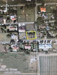 176 SW 179, Miami, FL 33187