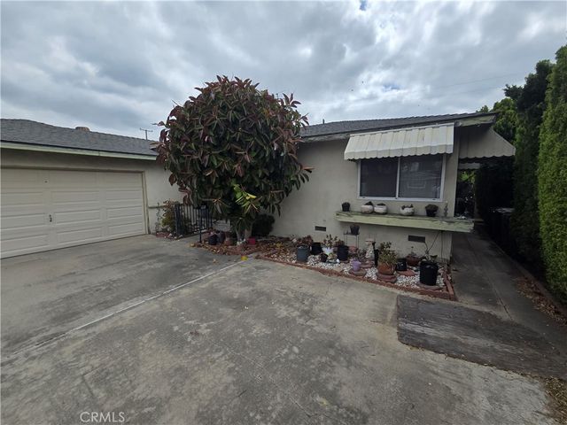 528 Moonbeam, Placentia, CA 92870