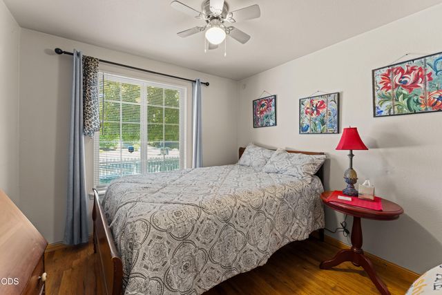 533 NW D Street, Grants Pass, OR 97526