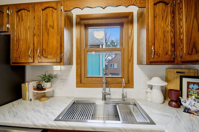 215 Elton Hills Drive NW 31, Rochester, MN 55901