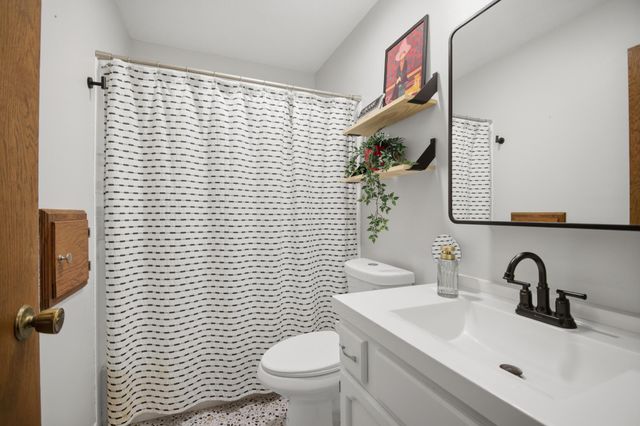 215 Elton Hills Drive NW 31, Rochester, MN 55901