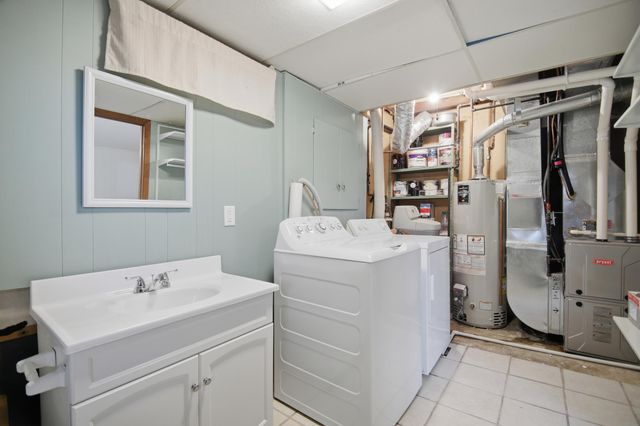 215 Elton Hills Drive NW 31, Rochester, MN 55901