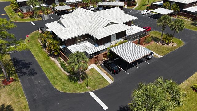 3302 SE Guinevere Lane B, Port St. Lucie, FL 34952