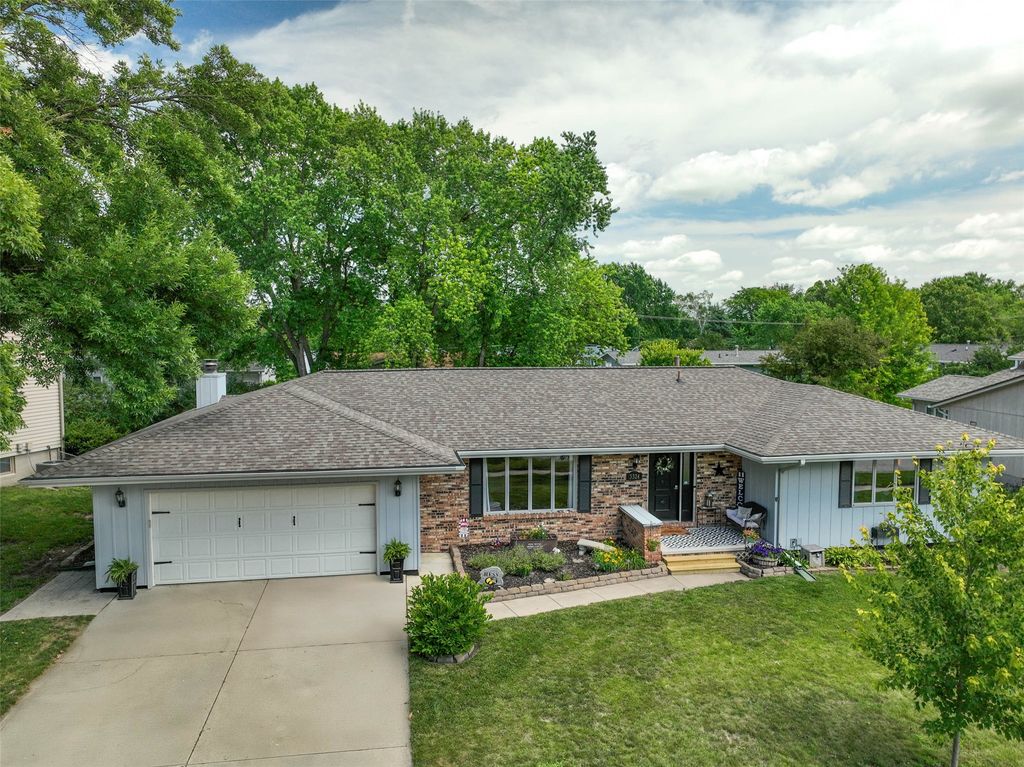 3324 Buchanan Court, Ames, IA 50010