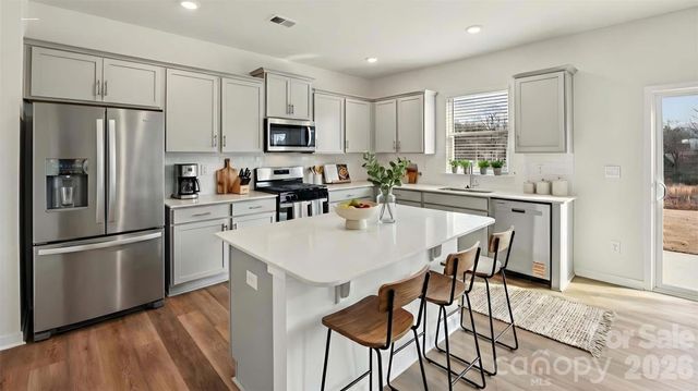 11403 Cardinal Creek Avenue, Charlotte, NC 28215