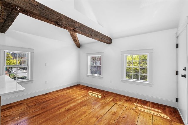 23 Summer Street 9, Salem, MA 01970