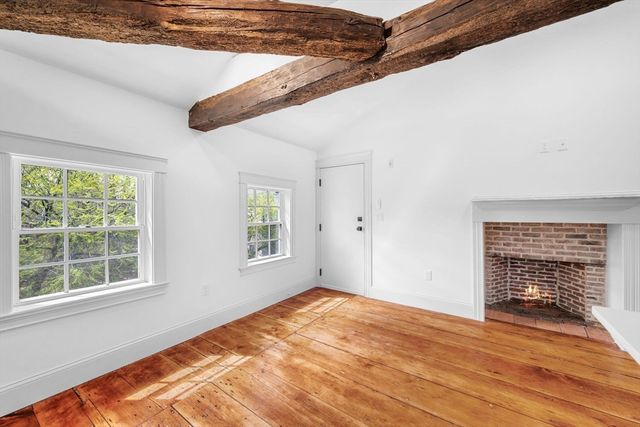 23 Summer Street 9, Salem, MA 01970
