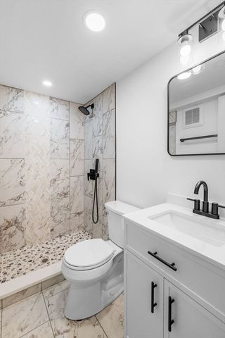 23 Summer Street 9, Salem, MA 01970