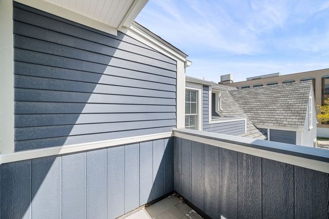 23 Summer Street 9, Salem, MA 01970