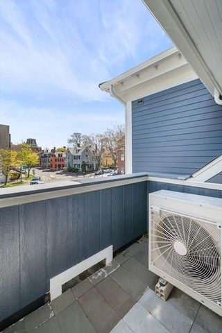 23 Summer Street 9, Salem, MA 01970