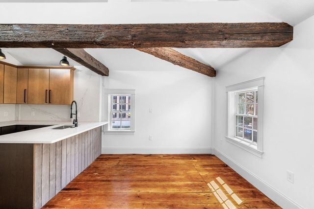 23 Summer Street 9, Salem, MA 01970