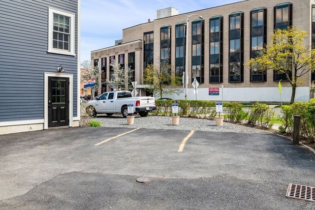 23 Summer Street 9, Salem, MA 01970