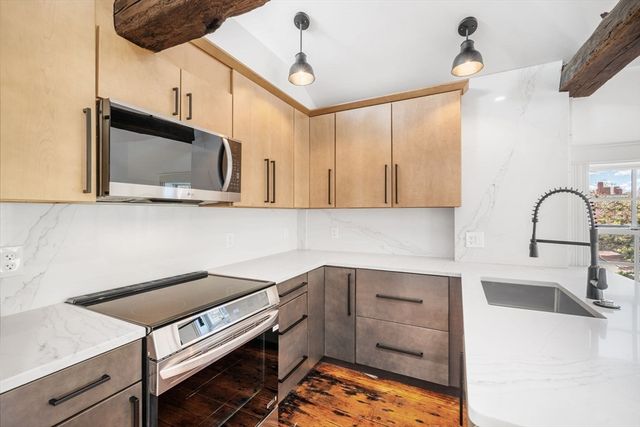 23 Summer Street 9, Salem, MA 01970
