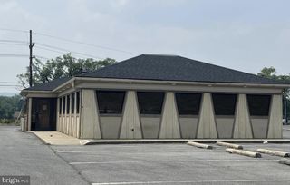 205 S VIKING WAY, Martinsburg, WV 25401