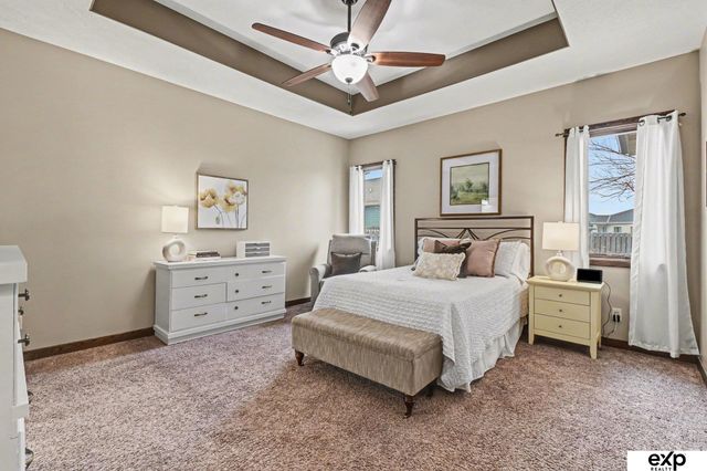 950 N Brooks Hollow Drive, Fremont, NE 68025