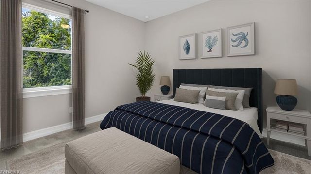 567 SPRING HILL LAKE LOOP, Cape Coral, FL 33993