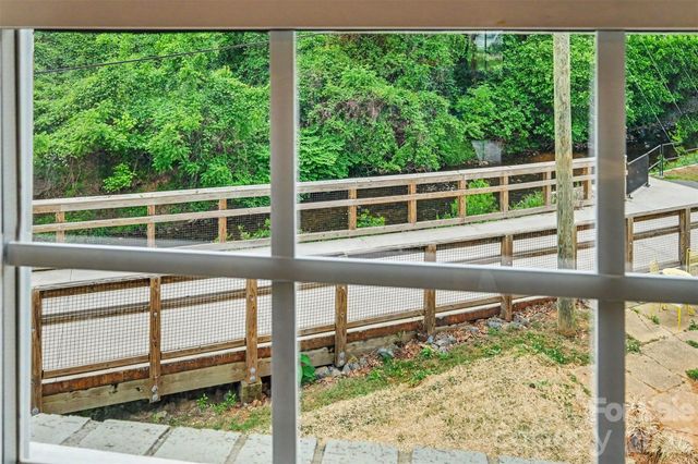 241 Wakefield Drive C, Charlotte, NC 28209