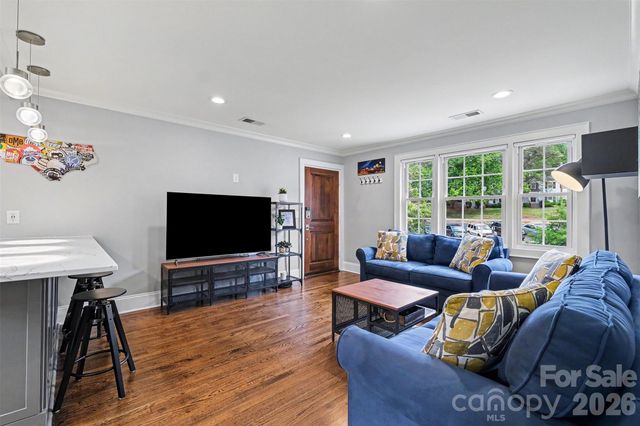 241 Wakefield Drive C, Charlotte, NC 28209