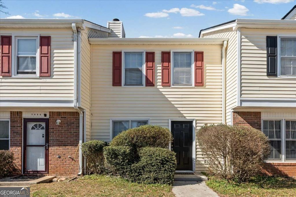 1684 Hunting Creek Drive SE, Conyers, GA 30013