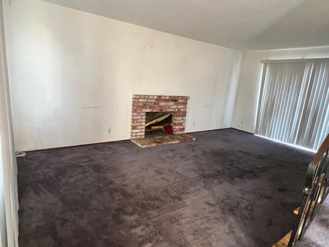 203 Baylor Dr, Vallejo, CA 94589