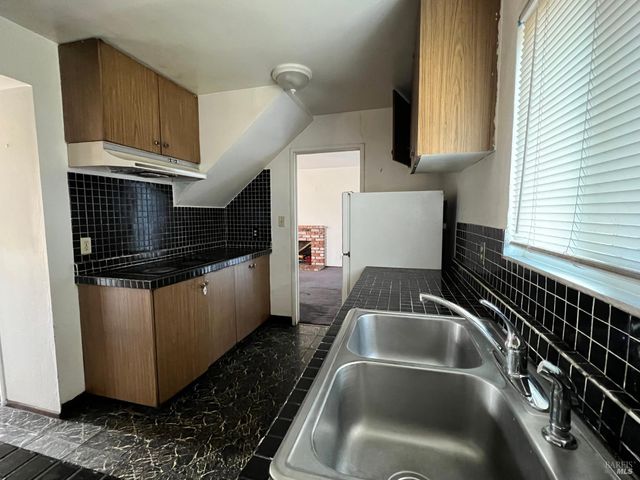 203 Baylor Dr, Vallejo, CA 94589