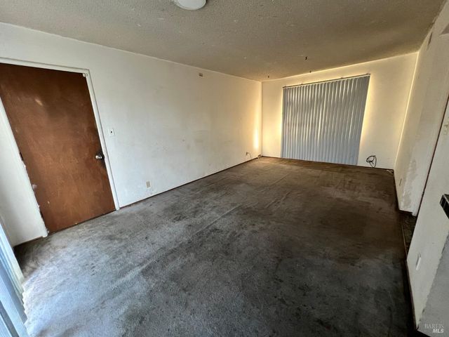 203 Baylor Dr, Vallejo, CA 94589