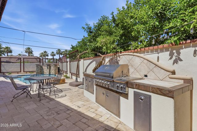 301 W Cypress Street, Phoenix, AZ 85003